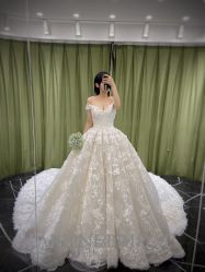 -拉瑞娜LaReine婚纱礼服高级定制