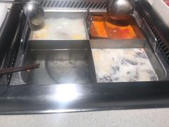 -海底捞火锅鲜切牛肉主题店(长寿路店)