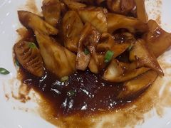 -沪华海鲜大酒楼(南汇店)