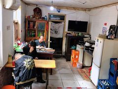 大堂-砂锅店