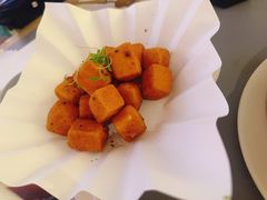 黑松露脆皮豆腐粒-桂满陇·手作小笼包&江南叫花鸡(中山公园店)