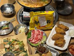 部队锅-莫嘎(乌鲁木齐中路店)