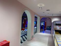 -MELAND CLUB•花园城堡主题亲子乐园•派对•餐厅(广州乐峰广场旗舰店)