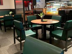 大堂-青年公社烤鸭(宝杨宝龙广场店)