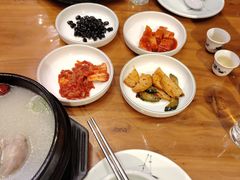 -长寿参鸡汤(朝韩风情街店)