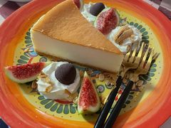 -Rabbit Cafe私房西餐甜点咖啡(栖霞路店)