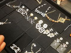 -CHANEL(恒隆广场店)