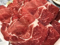 刀切牛肉-台北吴记老锅底麻辣火锅(蓝村路店)