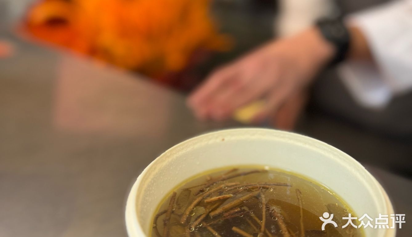 免费领养生汤啦!小仙女们冲!