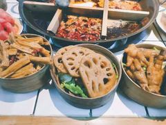 -瓜西西重庆火锅(花溪店)
