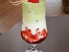 抹茶草莓牛乳-RT Coffee 放空咖啡