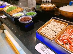 -上海西藏大厦万怡自助餐厅(徐汇店)
