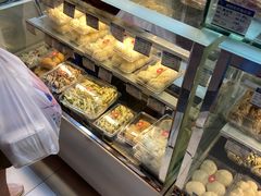面包甜点陈列柜-白玉兰食品(甜云店)