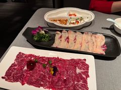 -左庭右院鲜牛肉火锅黑金店(陆家嘴中心店)