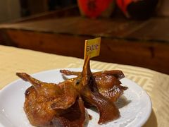 招牌烤乳鸽-石岐佬中山菜馆(张溪店)
