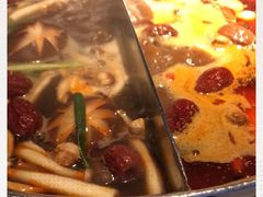 -湊湊火锅·茶憩(新中关购物中心店)