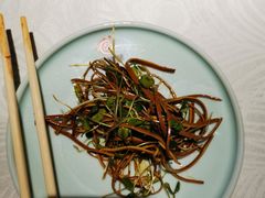 香椿苗黑豆丝-雲蜀龙阁·金牌水煮鱼(方庄店)