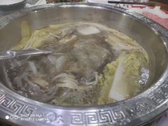 -乡土黄·鲜牛肉火锅·小龙虾(兴业街店)