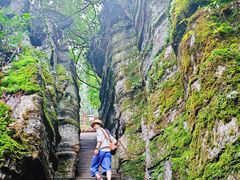 -梭布垭石林景区