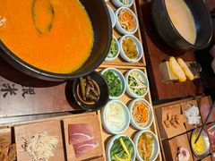 -银米·云南传统过桥米线(双廊黑金冠店)