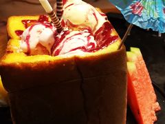 面包诱惑-杜家小馆(农大店)