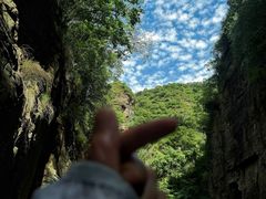 -龙潭大峡谷
