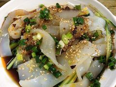 伤心凉粉-胖胖板凳面