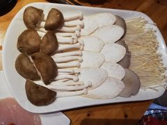 -重庆大队长火锅(凤城八路店)