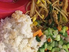 -同济大学本部学苑饮食广场