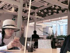-猫的天空之城概念书店(苏州平江店)