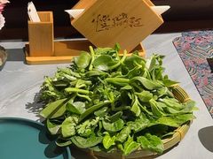 -慢丽江·云南野生菌土鸡锅(付家庄店)