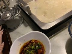 -尚尚仙·酸汤猪手·猪肚鸡火锅(华联万柳购物中心店)