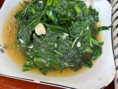 炒山野菜（蒲公英叶）-苗湘食府(十年店)