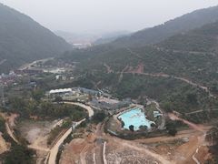 -十万大山布透温泉
