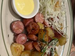-玛格萝妮比萨屋(四平店)