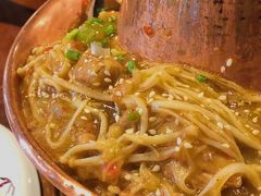 铜锅洋芋鸡-觅山云南菜(泊富ICITY店)