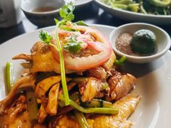 越式麻油捞鸡-大头虾越式风味餐厅(光明广场店)