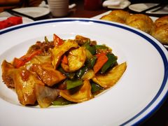 -缤圣源中国清真菜(群力店)