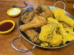 -BHC炸鸡(明洞总店)