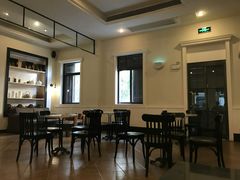 大堂-星巴克臻选(广州沙面店)