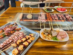 -哈尔滨小酒馆·鲜肉现穿自助烧烤(康新花园店)