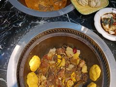 -袁小二大东北铁锅炖(吉祥村总部)