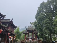 -凤栖山