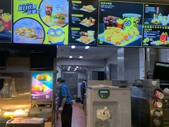 -麦当劳(海岸城店)