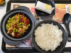 -老娘舅餐厅(黄龙体育中心店)