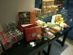 -好利来(新宜白店)