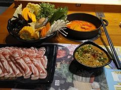 -呷哺呷哺 黄金牧场 (盛世天骄店)