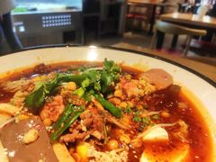 -牛八秒油泼冒菜(宽窄巷子店)