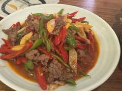 酸木瓜炒牛肉-紫滇源云南生态菜(丹凤街店)