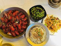 -巴厘龙虾·榜首油焖大虾(音乐学院·沿江酒馆店)